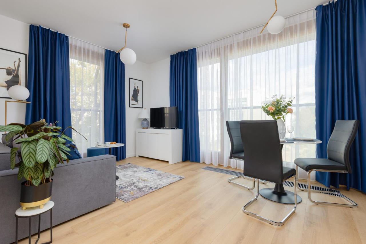 Warszawa Srodmiescie Bonifraterska Apartments By Noclegi Renters Eksteriør bilde